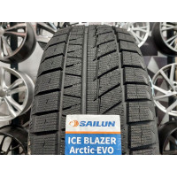 255/55R19 Sailun Ice Blazer Arctic Evo 111H XL