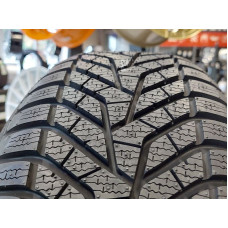 265/65R17 Yokohama Bluearth Winter V905 112T