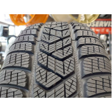 285/40R22 Pirelli Scorpion Winter 110V XL MO1 FSL
