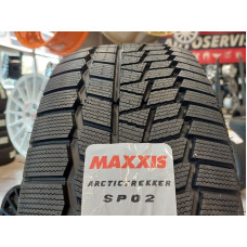 245/40R18 Maxxis Arctic Trekker SP-02 93S