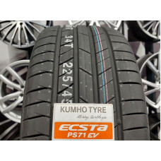 235/45R18 Kumho PS71 EV 98Y XL Elect