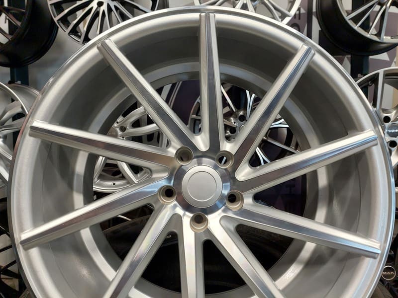 Disks 5x112 R19x9,5 Vossen CVT