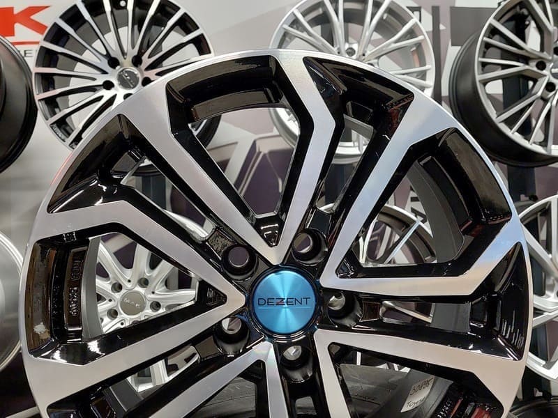 Disks 5x114,3 R17x7 Dezent TA